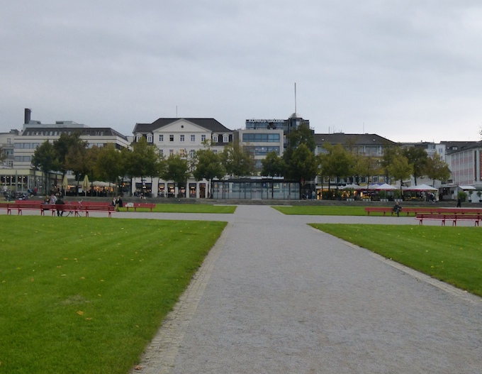 Friedrichstrasse-mit-blick-auf-obere-Koenigstrasse Friedrichstraße mit Blick auf die obere Königstrasse